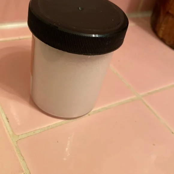 Body scrub - Picture 1 of 1